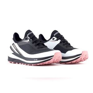 Rossignol women’s trail running/day hiker shoes never worn side US 7 euro 38